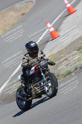 media/Nov-12-2023-Classic Track Days (Sun) [[11f17acb81]]/Group 3/session 2 turn 9/
